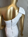 Vestido Midi Com Decote Assimétrico Romantic Off-White